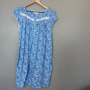 Eileen West Blue and White Floral Dress